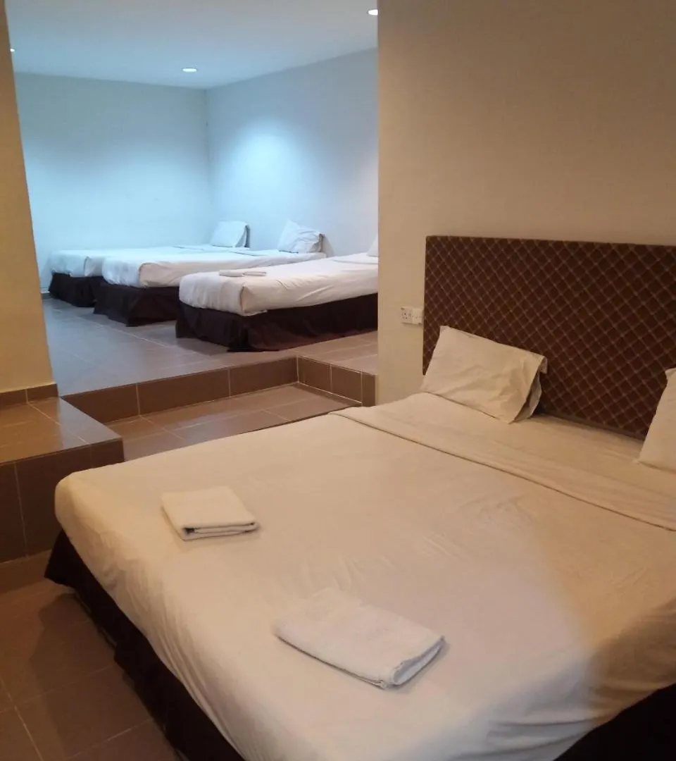 Station Budget Hotel Batu Feringgi